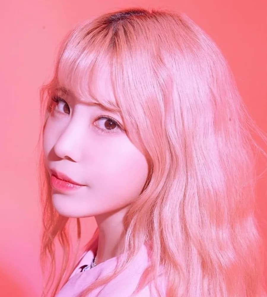 Ayoung banner