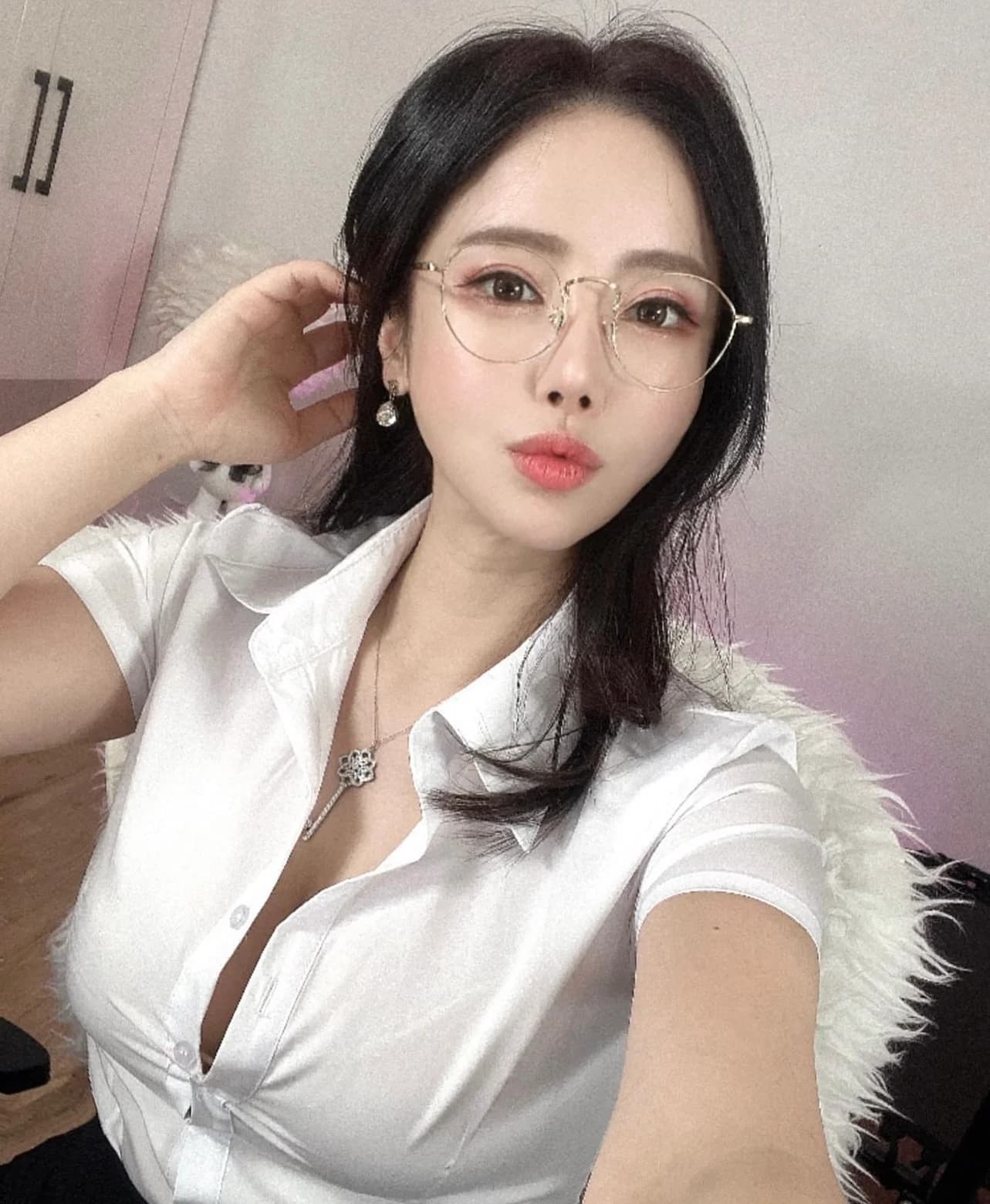 Yebin