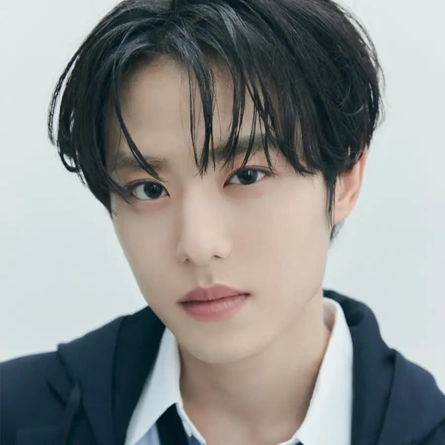 Lee Dokyeong banner