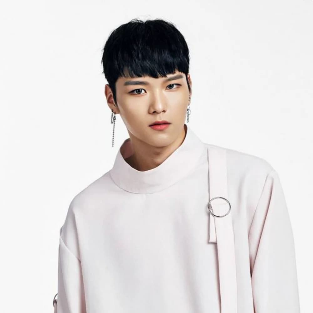 Junwoo banner