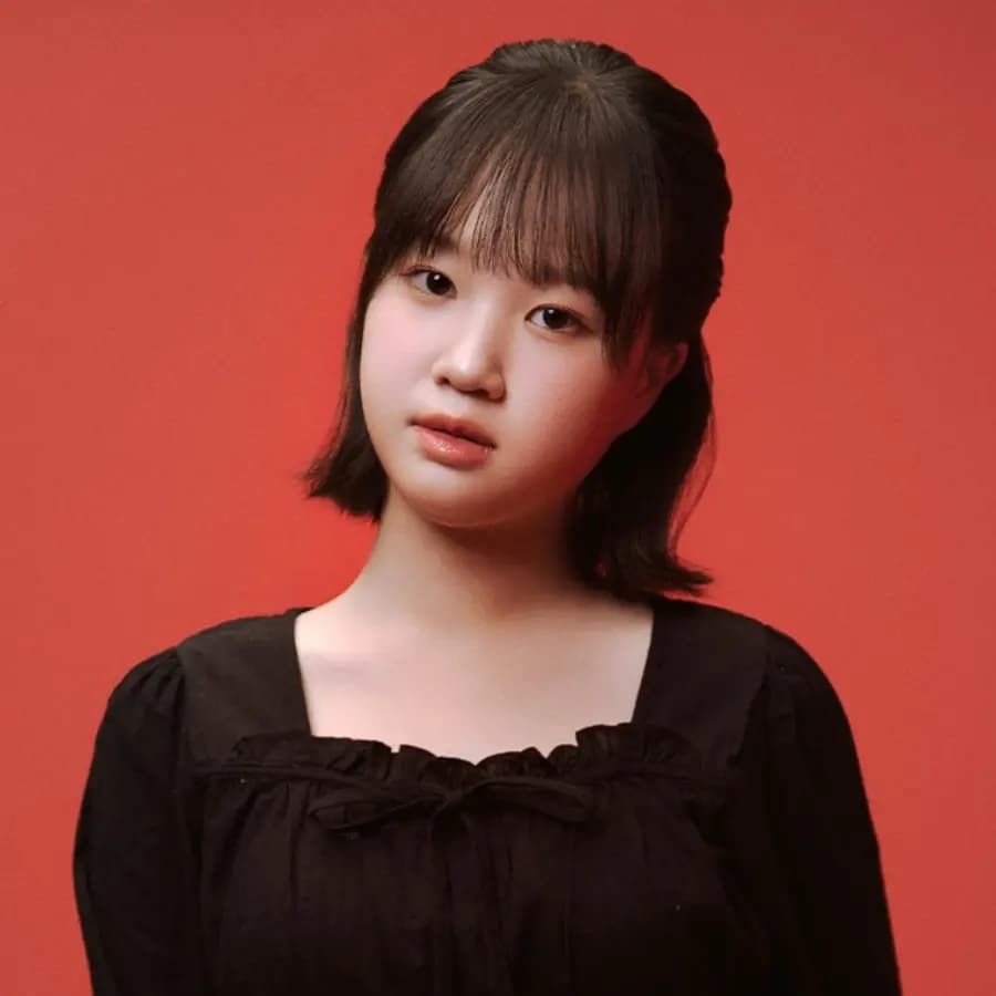 Kim Seol banner