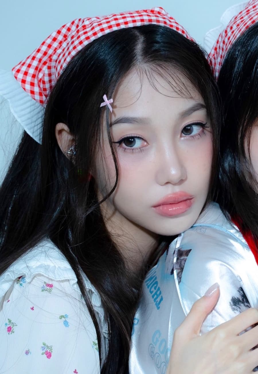Nayeon banner