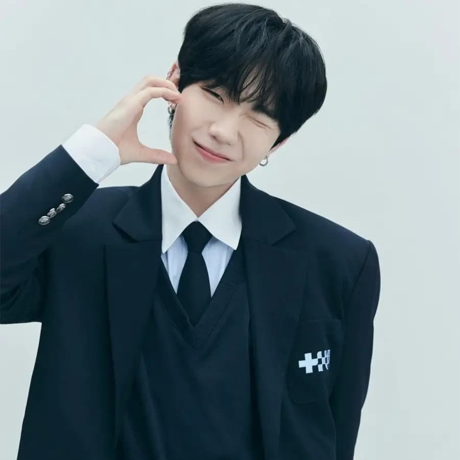 Jang Hyeonseok banner