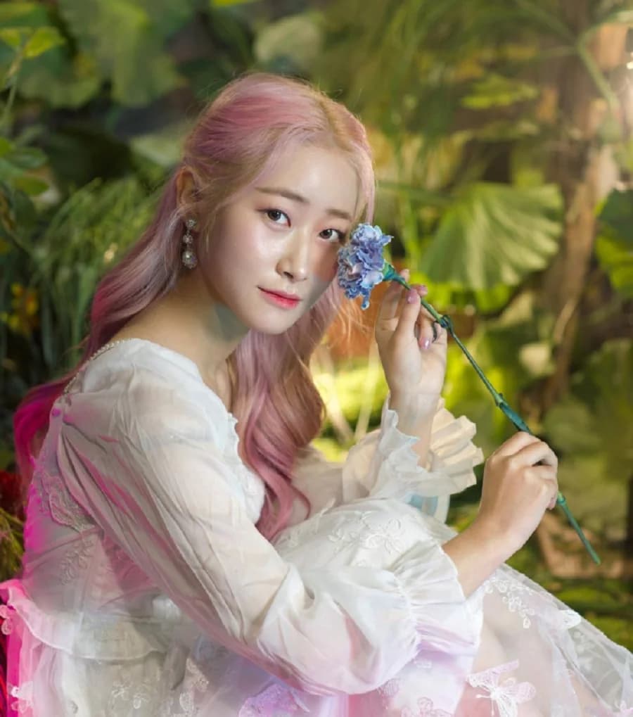 Jun Seoyeon banner