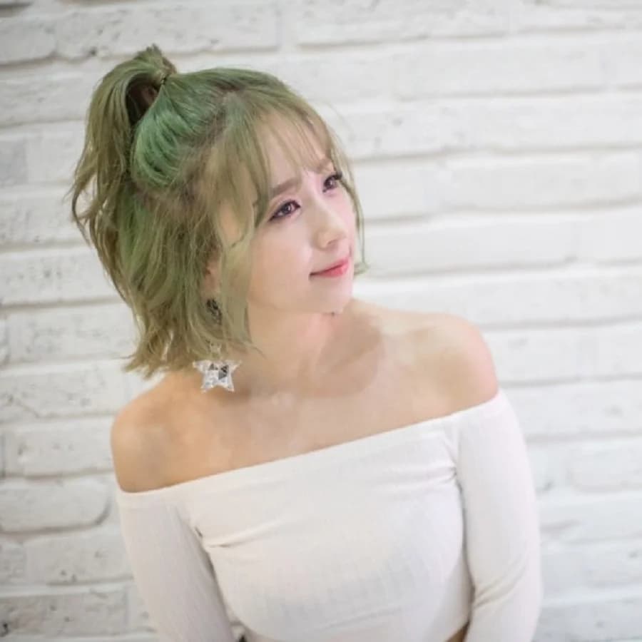 Yeon I banner