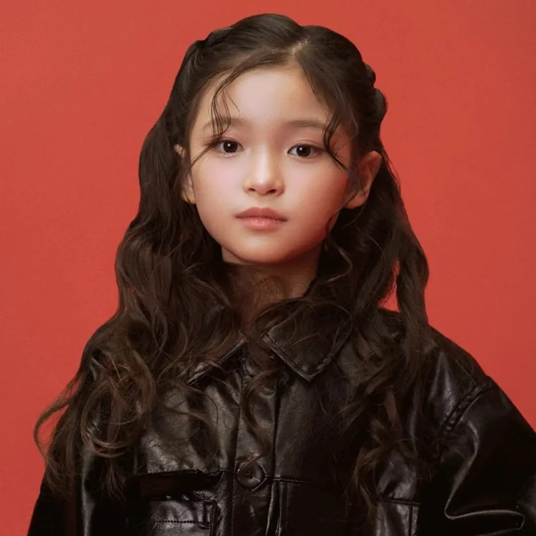 Kim Harin banner