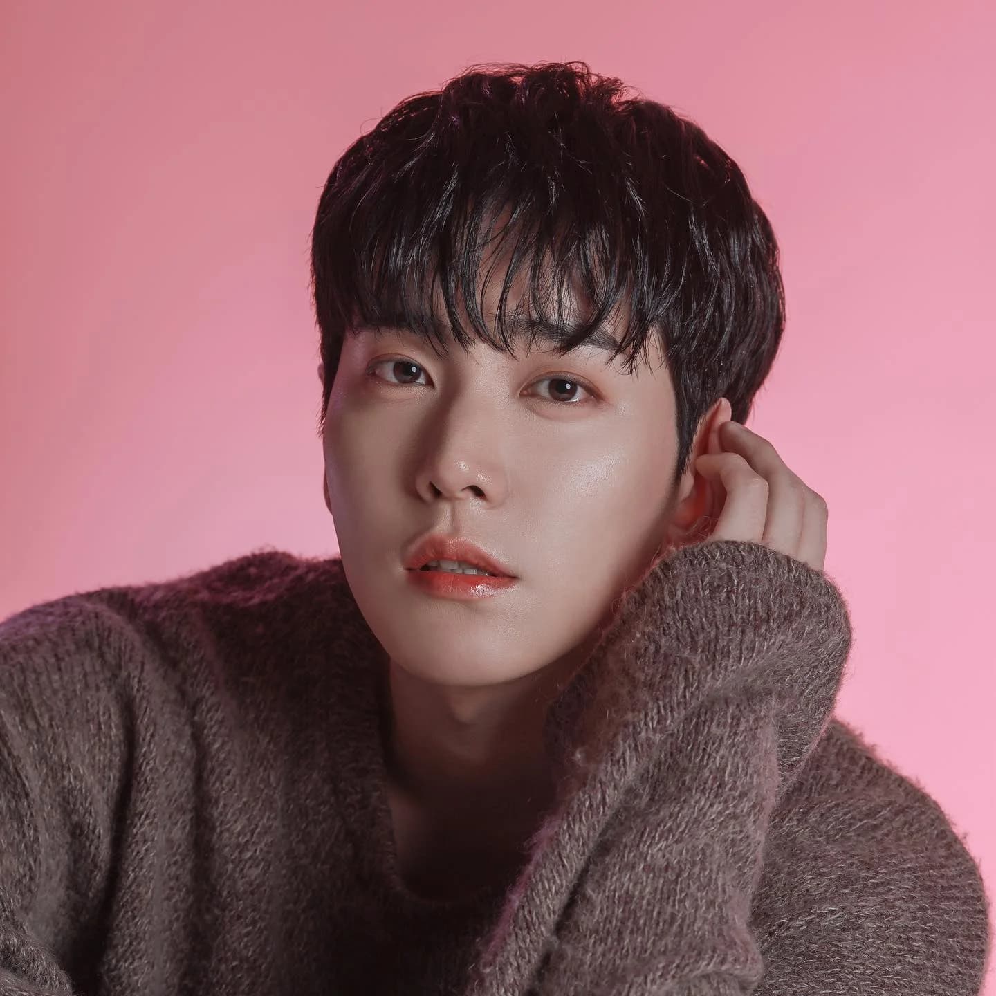 Raehyun banner