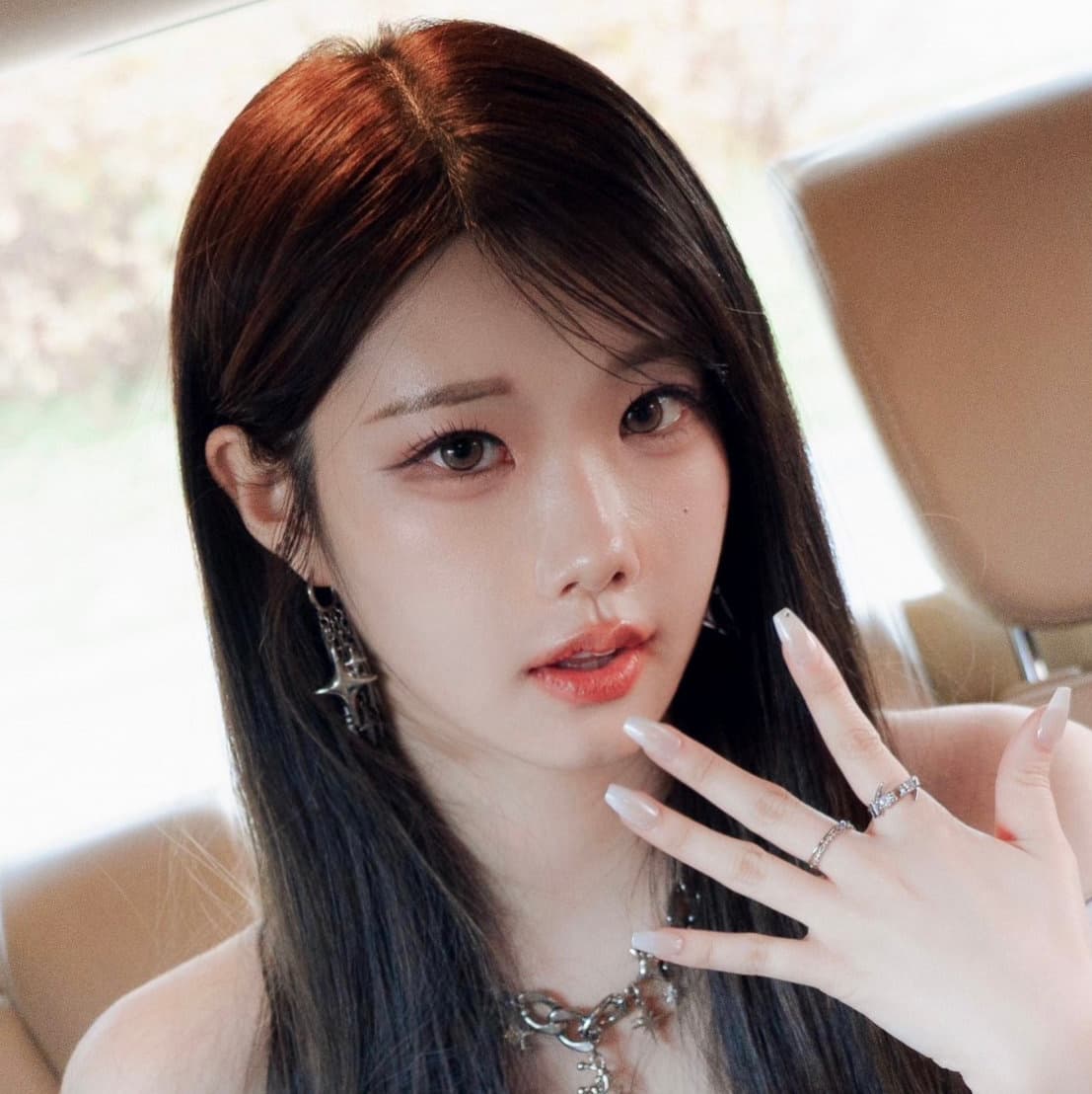 Chaewon banner