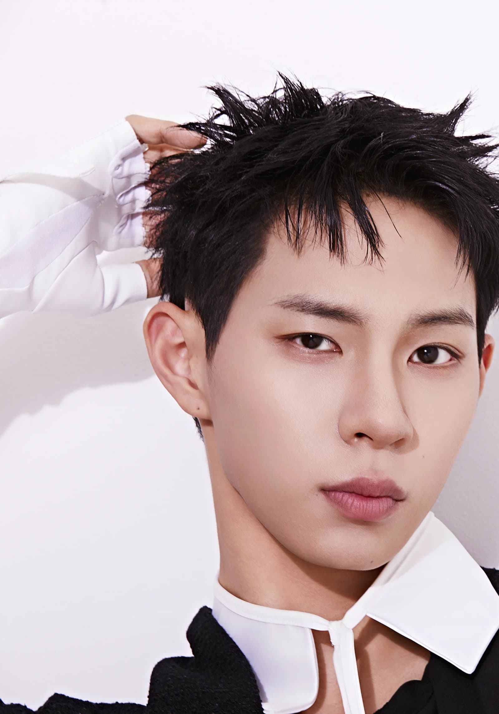 Hong Keon Hee banner