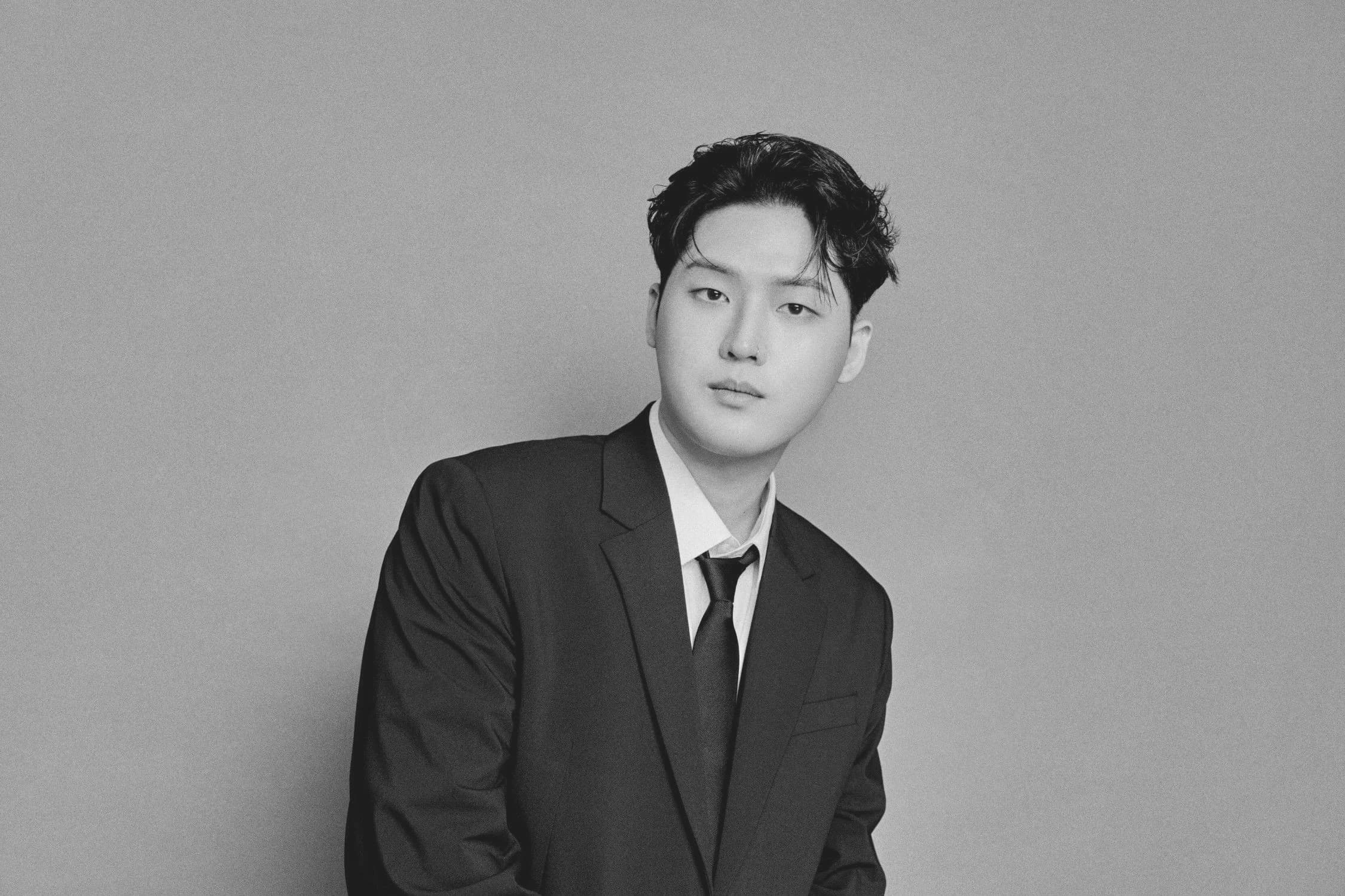 Lee Hyeongsub banner