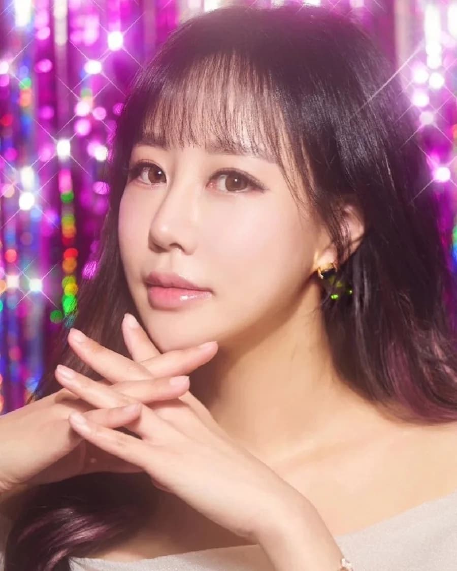 Yoon Hanvi banner