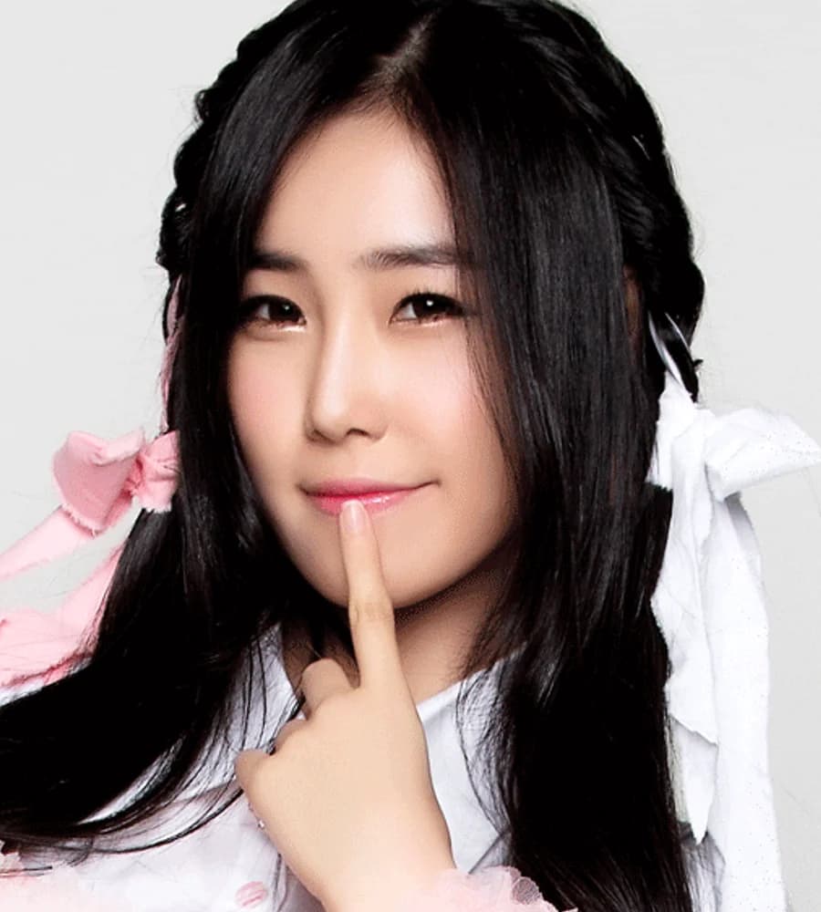 In Kyung banner