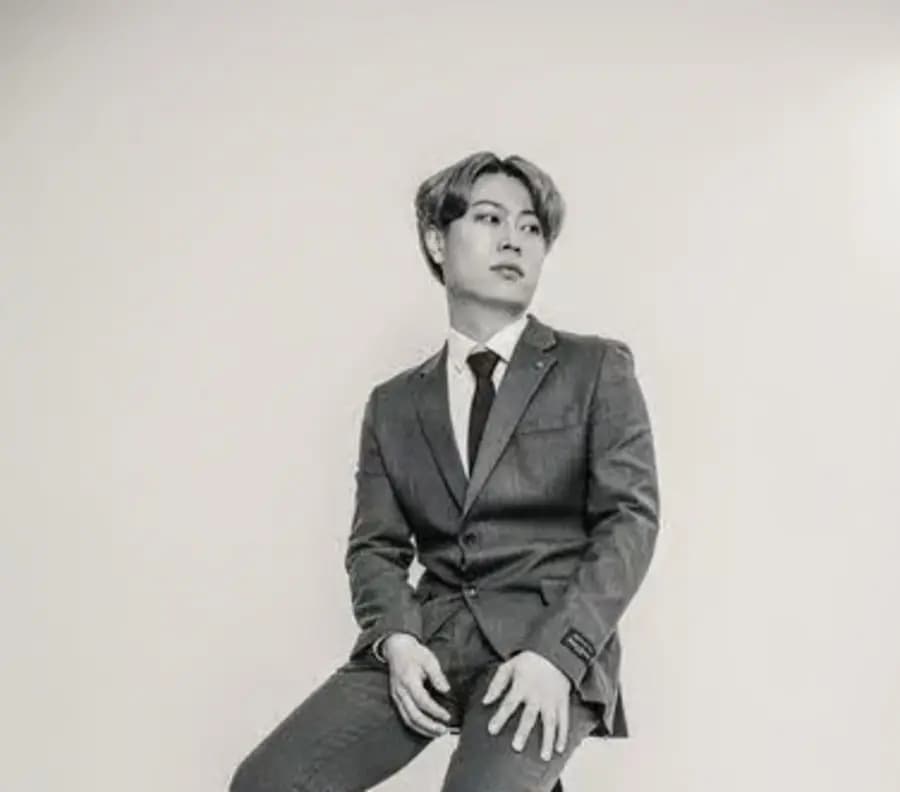 Jeong Myeongseong banner