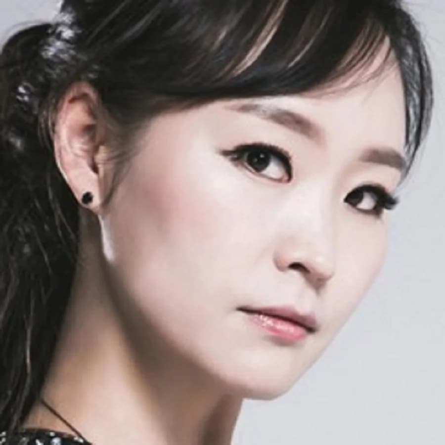 Seo Yoon Kyung banner