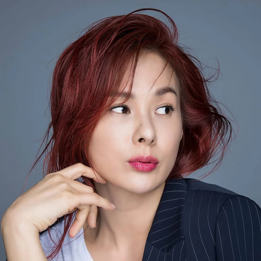 Chae Yeon banner