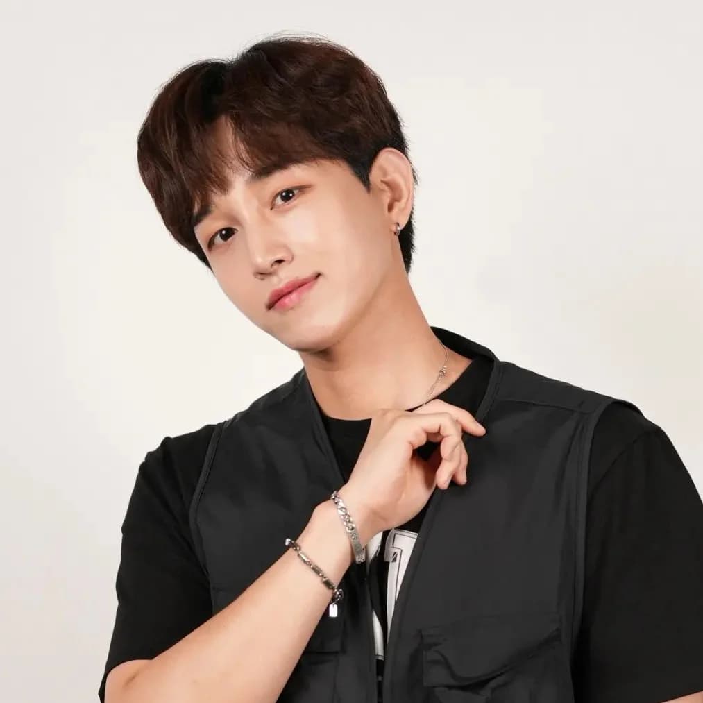 Seunghwan banner