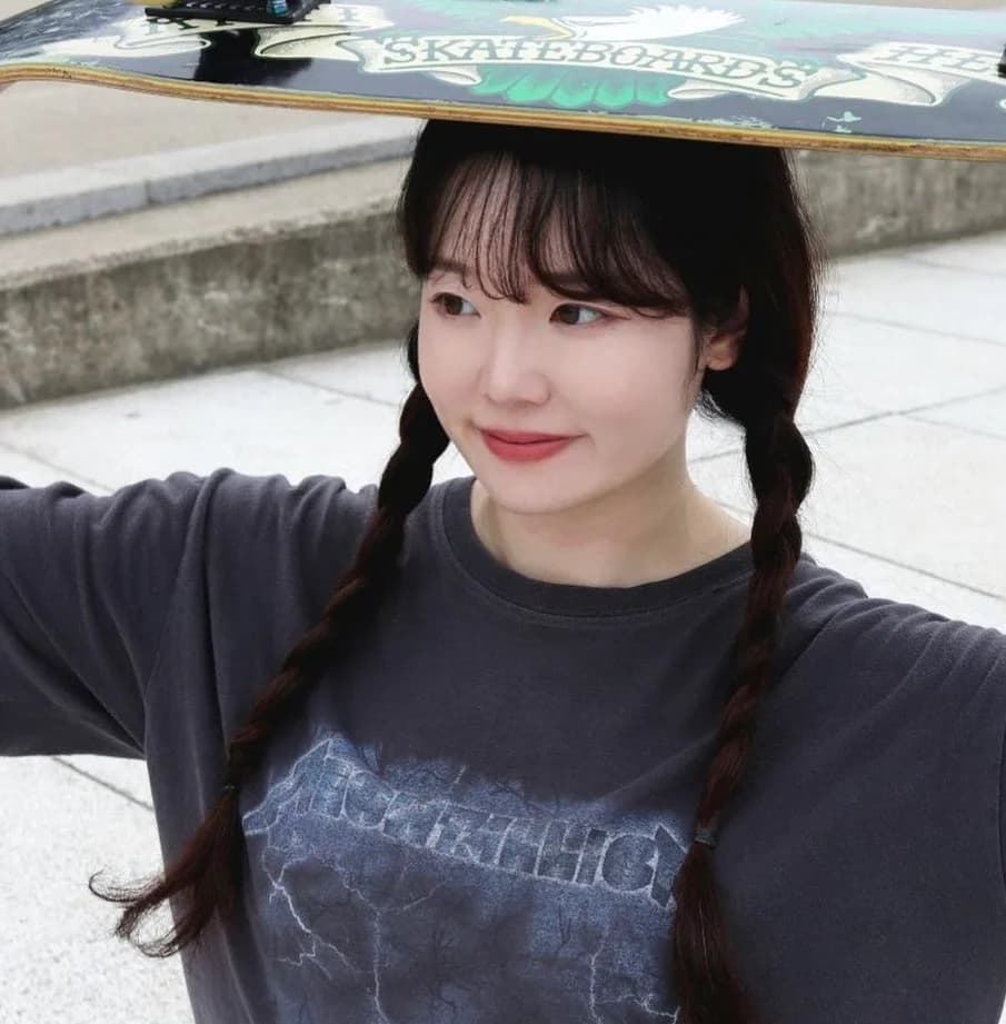 Minjeong banner
