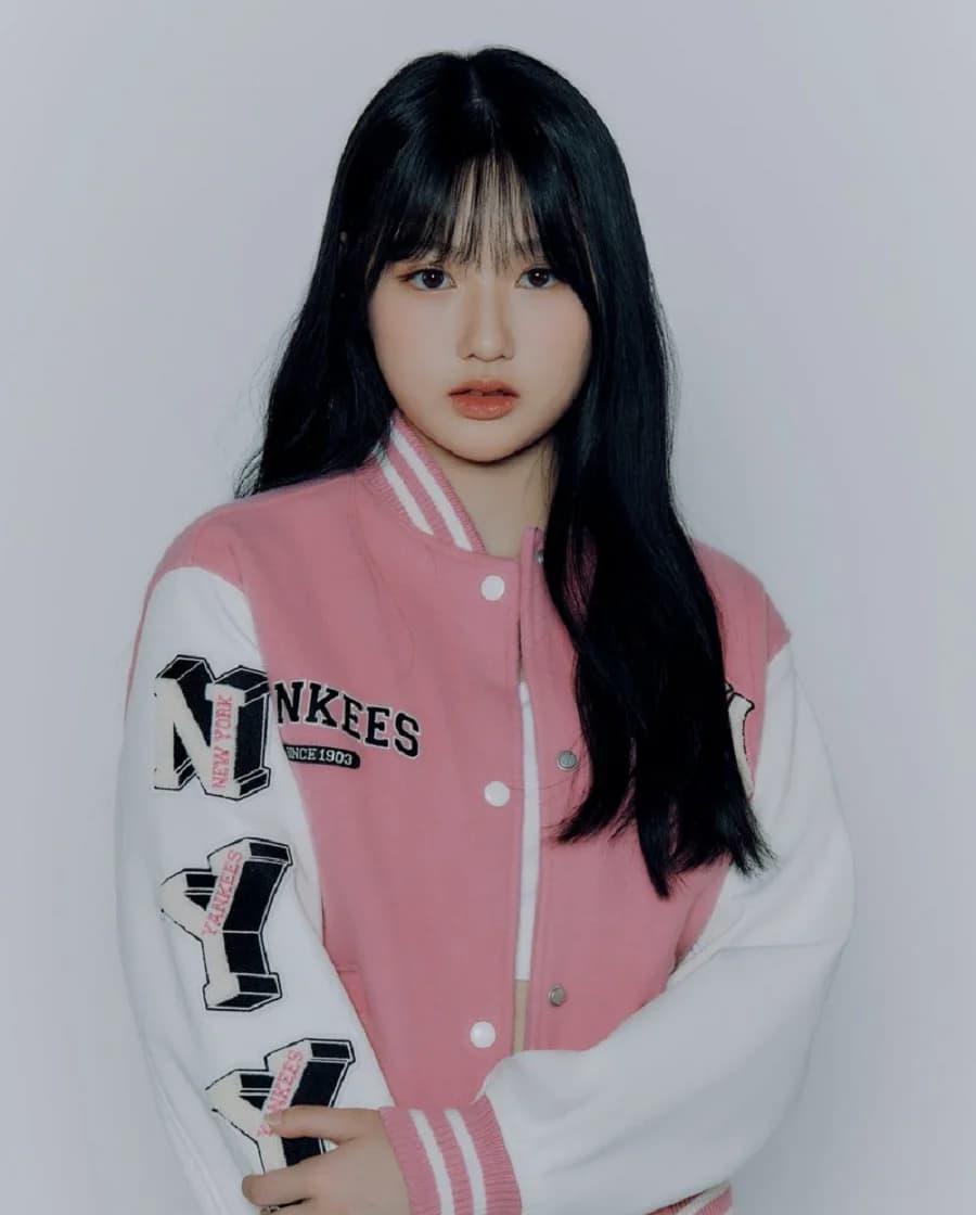Cho Minseo banner