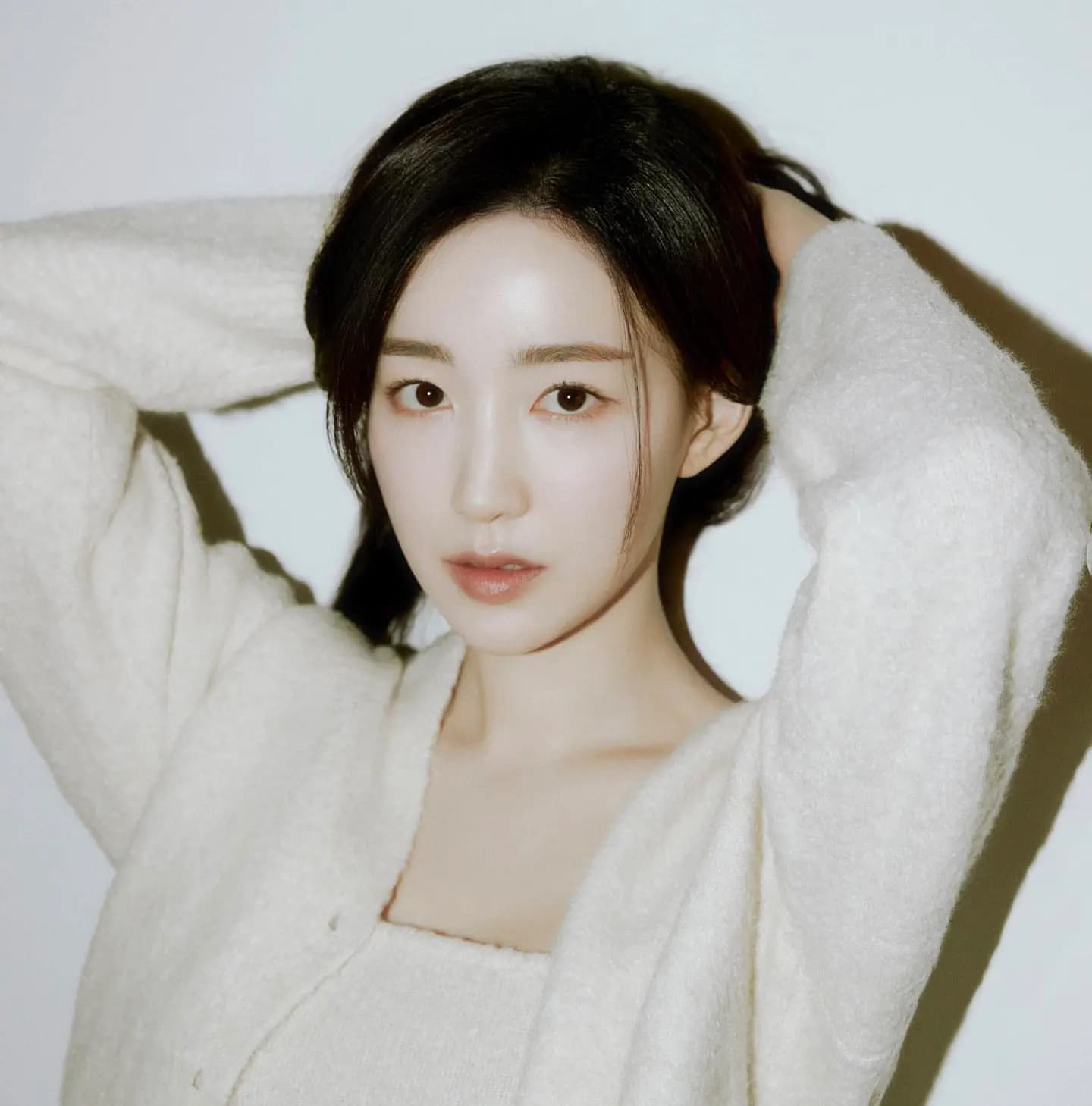 Shin Yeon Suh