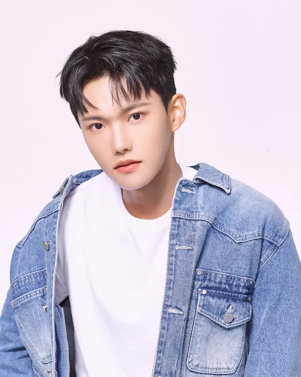 Donghyuk banner
