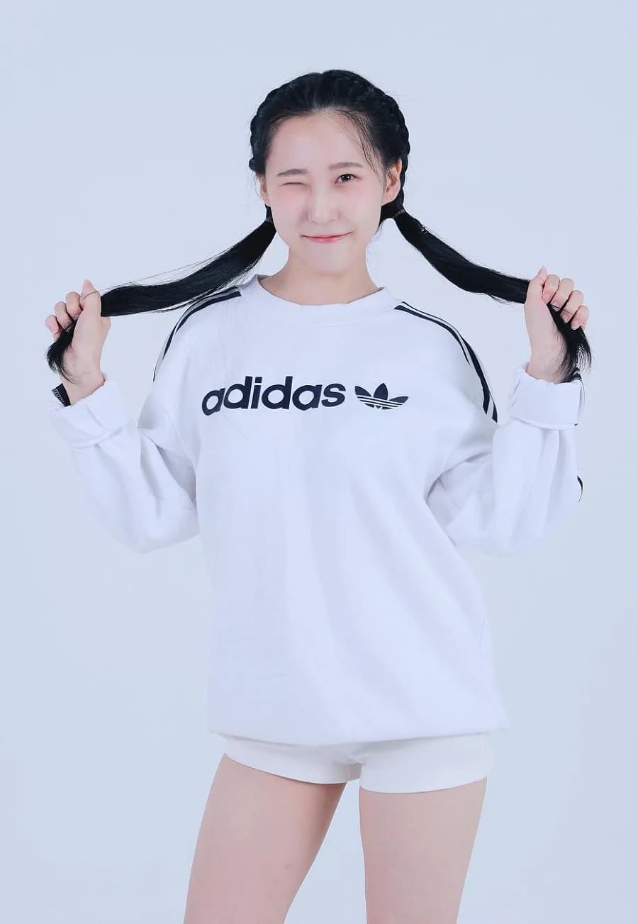 Jo Yeeum banner