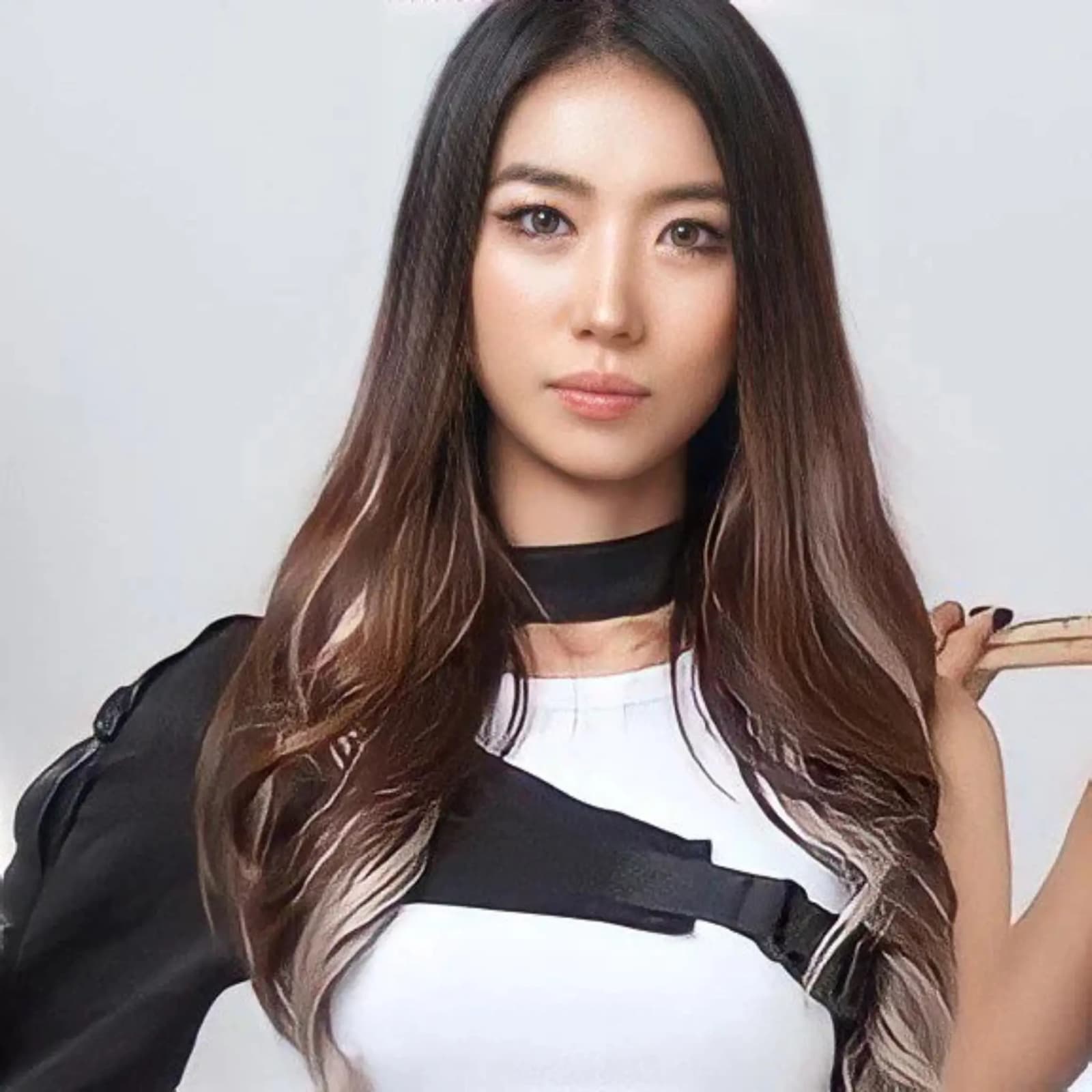 Yoo Dahee banner