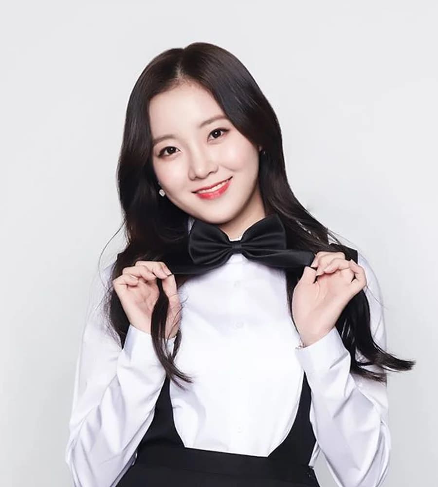 Jo Yoo Ri
