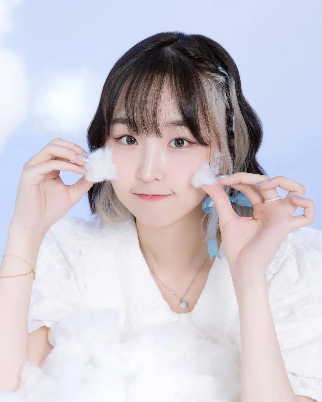 Hong Dayeon banner
