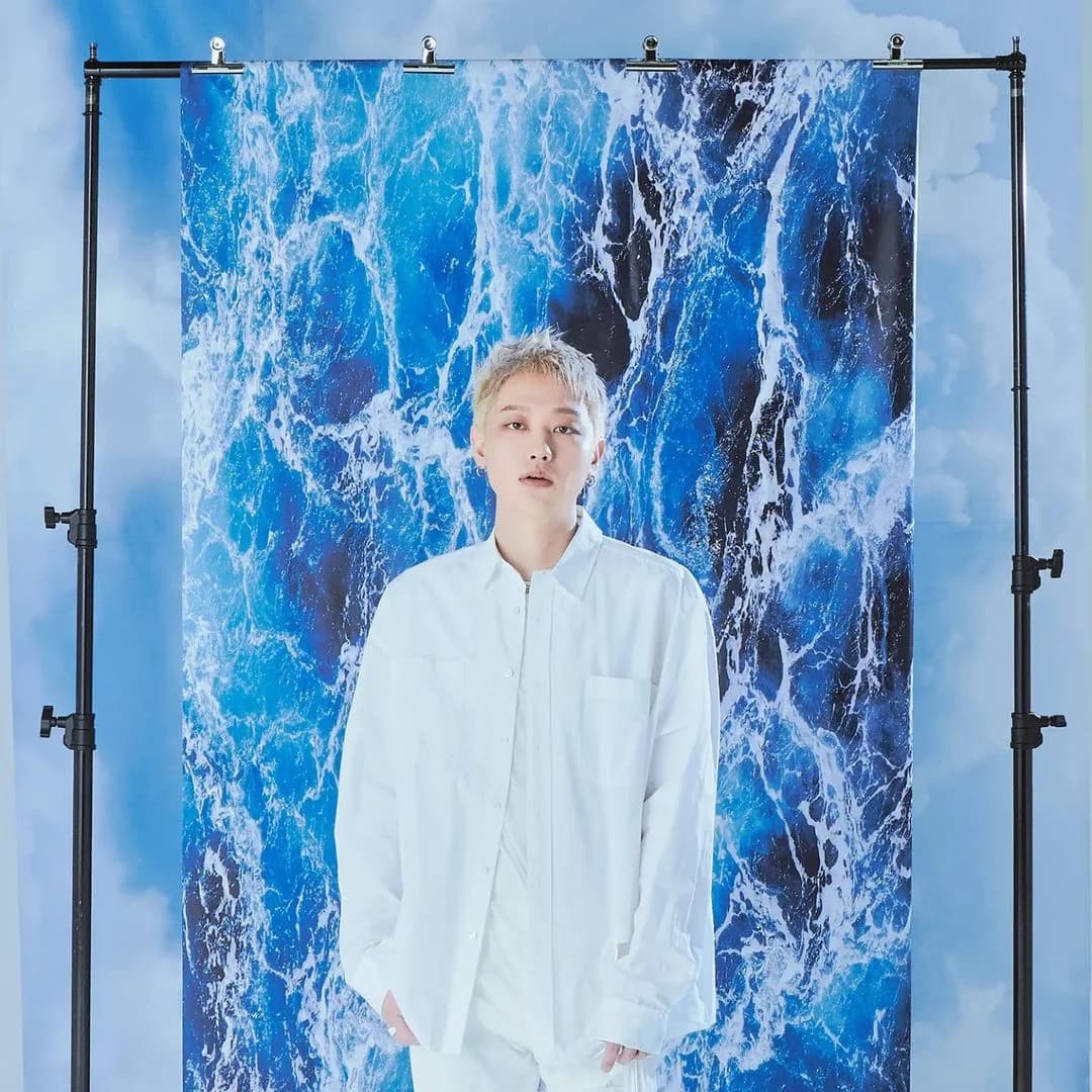 Kim Seulong banner