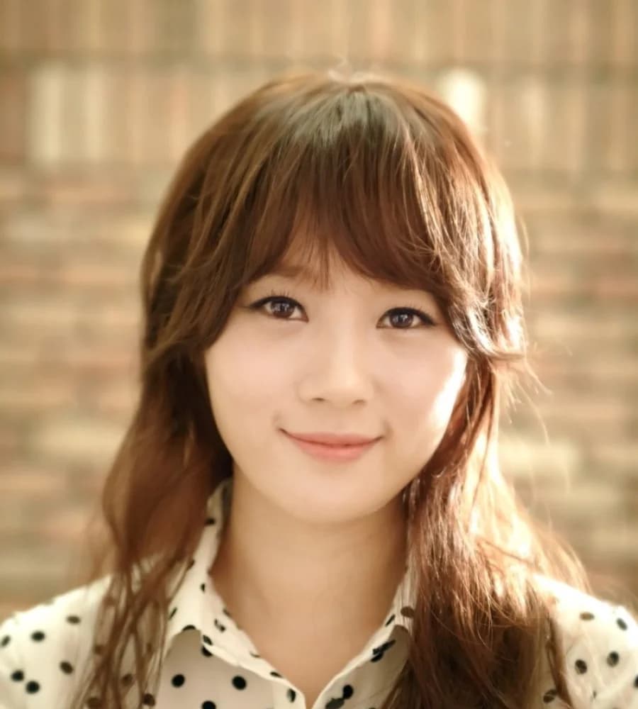 Lee Soo Young banner