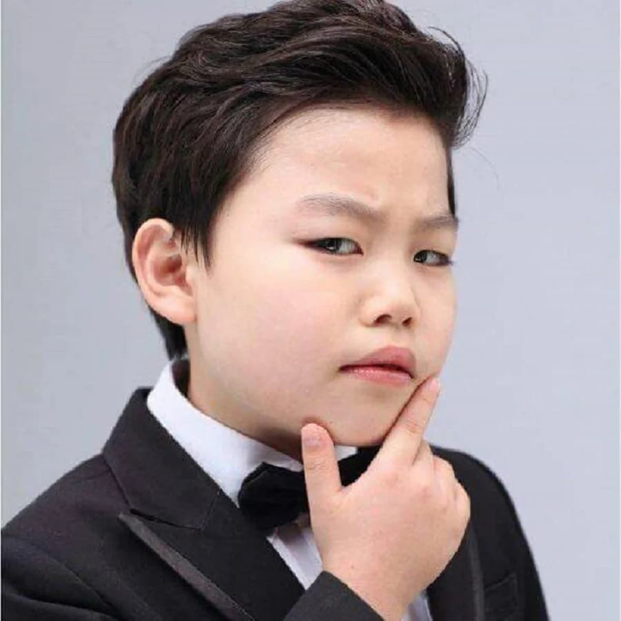 Hwang Min-woo banner