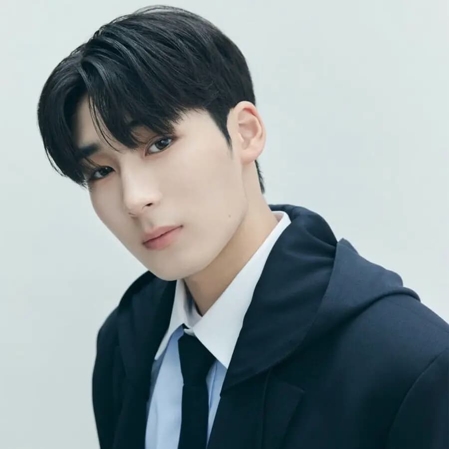 Kim Jihwan banner