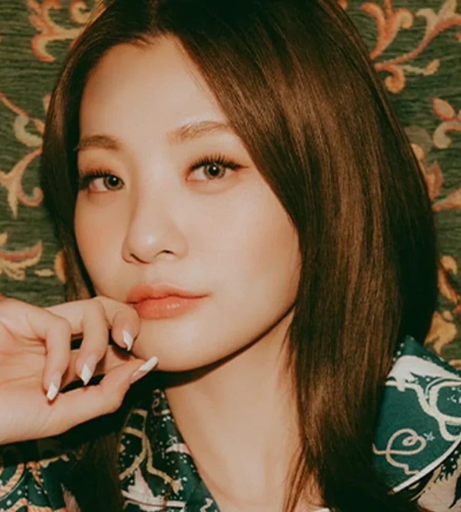 Jiyoung banner