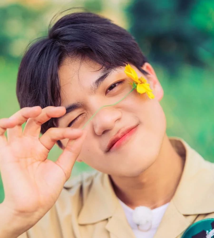 Kim Kyung Min banner