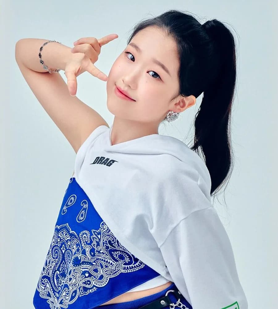 Kim Minjoo banner