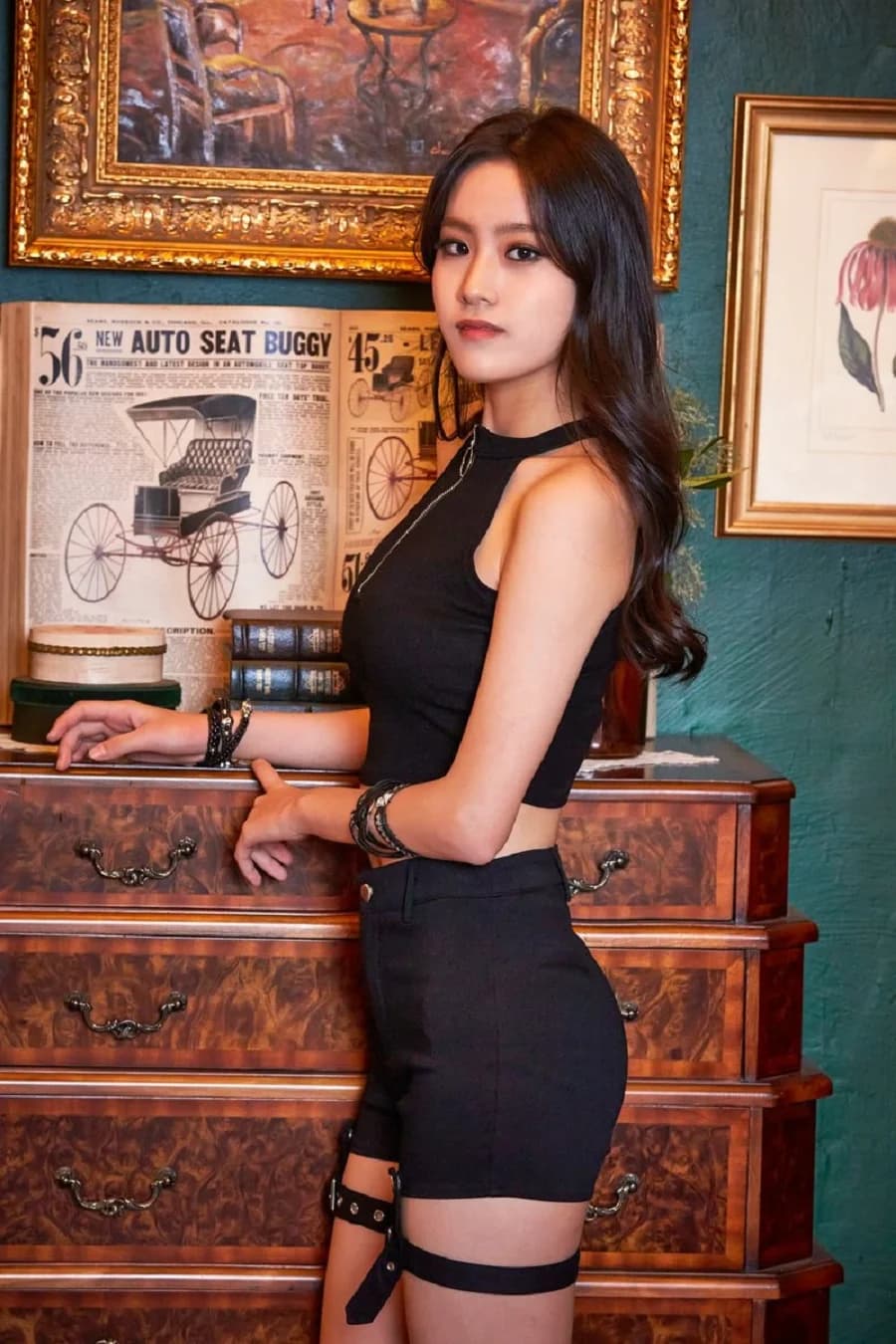 Minji banner
