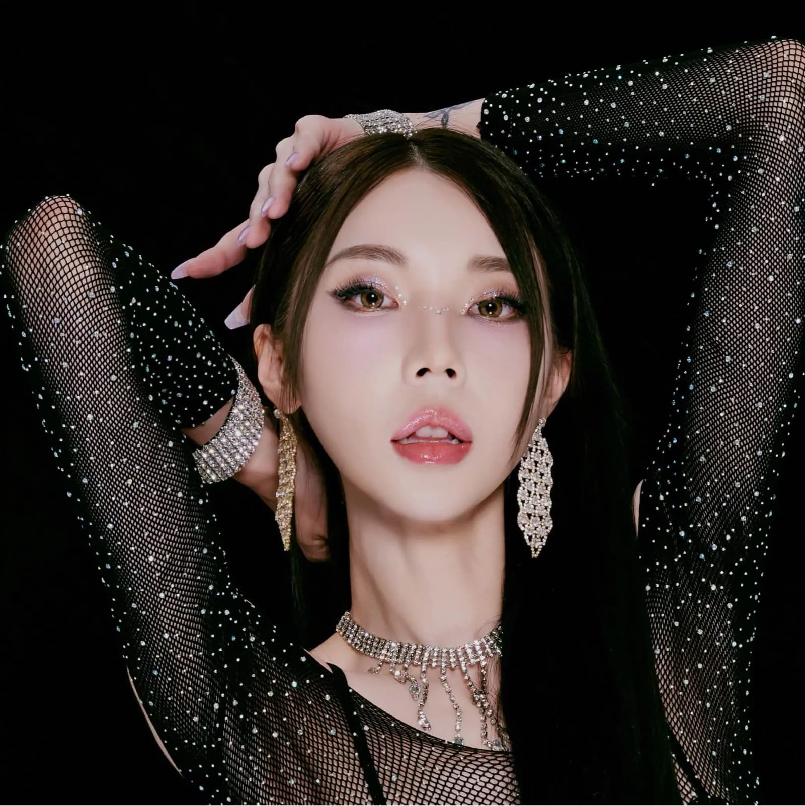 Min Seyoung banner