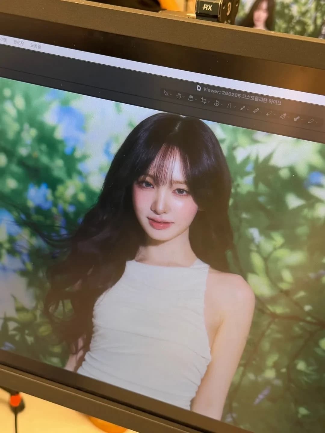 260410 Liz Instagram Update