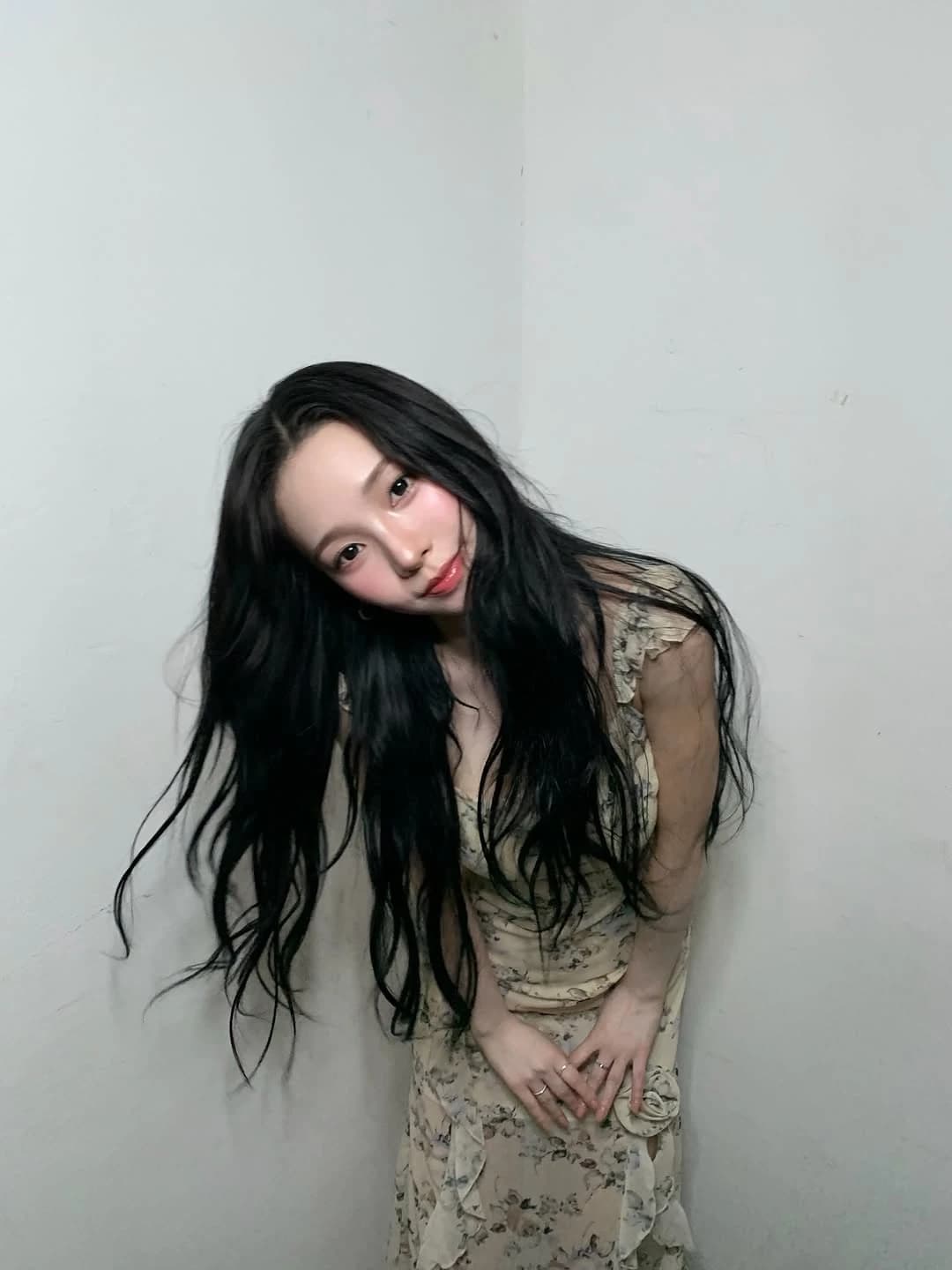 260411 Karina Instagram Update