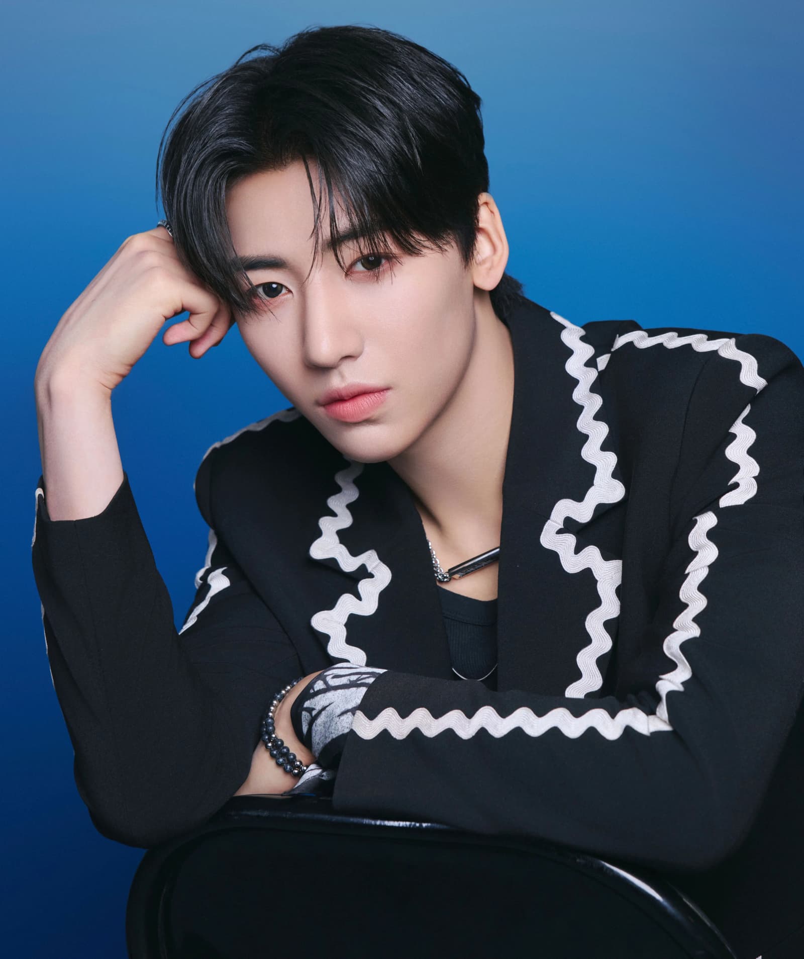Yang Donghwa banner